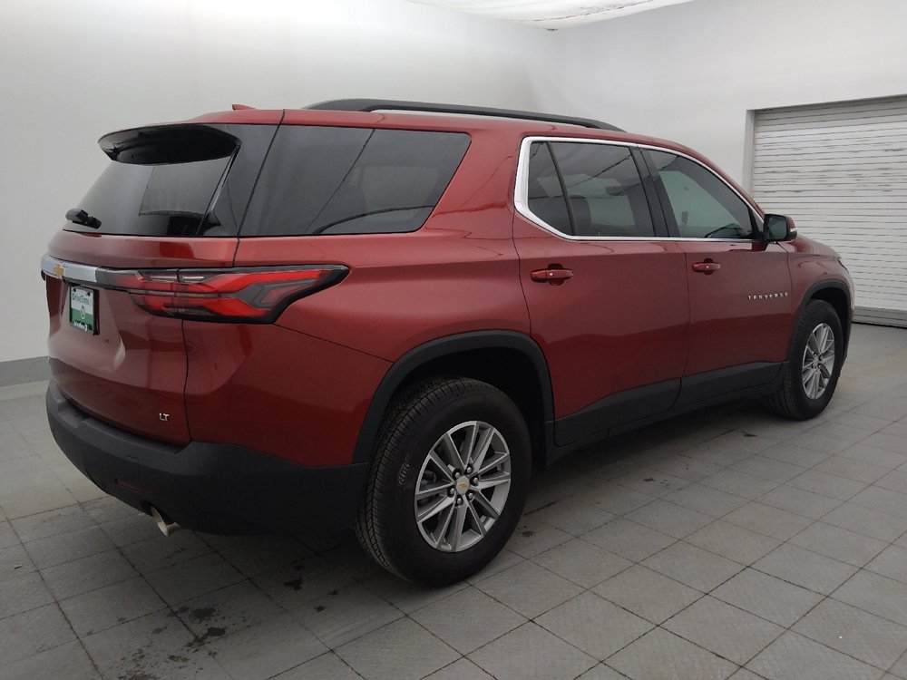 Used 2023 Chevrolet Traverse LT FWD image 10