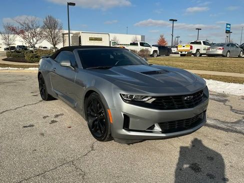 Used 2023 Chevrolet Camaro LT w/ RS Package image 2