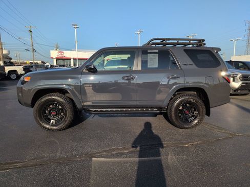 Used 2024 Toyota 4Runner TRD Pro AWD/4WD image 2