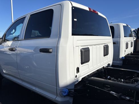 New 2026 RAM 4500 Tradesman w/ Chrome Appearance Group image 10