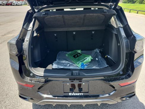 New 2026 Buick Encore GX Avenir w/ Avenir Technology Package FWD image 9