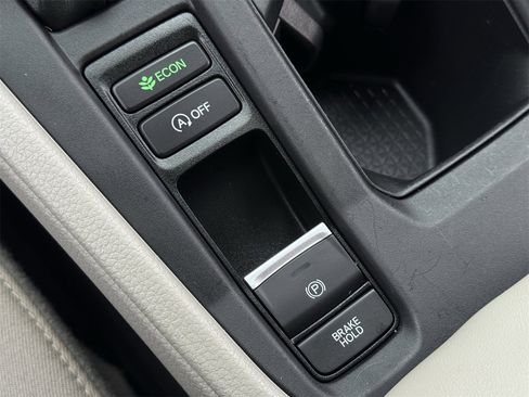 Used 2023 Honda Accord EX image 19