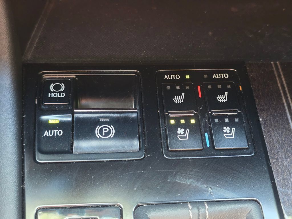 Used 2017 Lexus RX 350 AWD w/ Luxury Package image 39