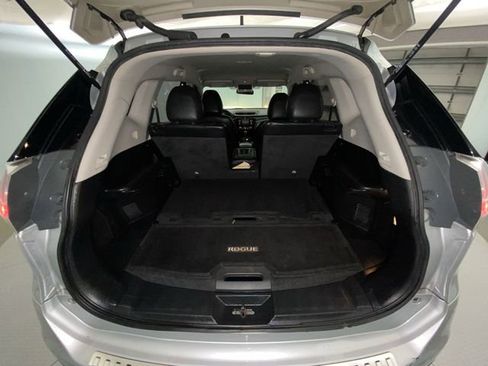 Used 2015 Nissan Rogue S AWD/4WD image 22