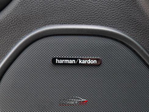 Used 2021 Dodge Durango R/T w/ Tow 'N Go Package AWD/4WD image 41