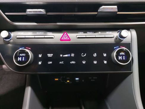 New 2026 Hyundai Sonata Limited image 21