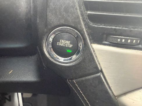 Used 2020 GMC Yukon XL Denali AWD/4WD image 26
