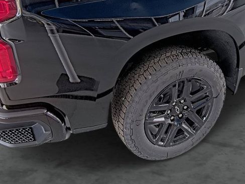 New 2026 Chevrolet Silverado 1500 Custom w/ Turbomax Blackout Package AWD/4WD image 13