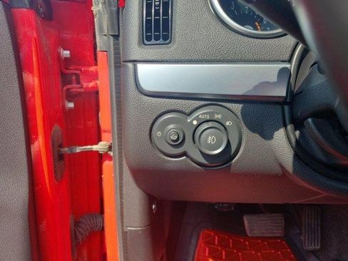 Used 2003 Chevrolet SSR w/ Preferred Equipment Group image 14