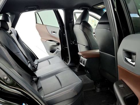 Used 2021 Toyota Venza XLE w/ Softex Package AWD/4WD image 18