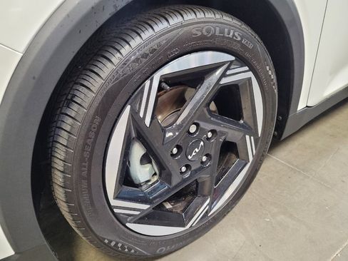 Used 2025 Kia K4 EX FWD image 31
