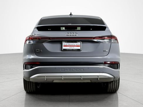 Used 2023 Audi Q4 e-tron Prestige AWD/4WD image 4