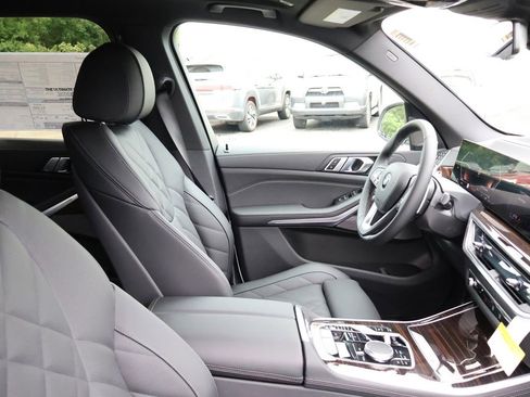 New 2026 BMW X5 xDrive40i AWD/4WD image 8