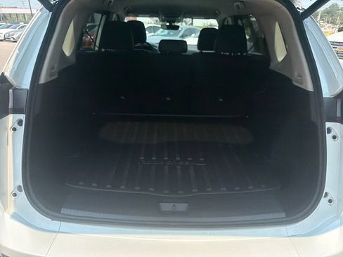 Certified 2026 Nissan Rogue SV AWD/4WD image 24