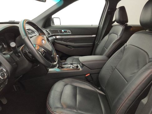 Used 2019 Ford Explorer Sport AWD/4WD image 17