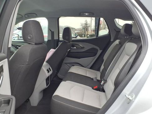 Used 2022 GMC Terrain SLE w/ Driver Convenience Package image 15