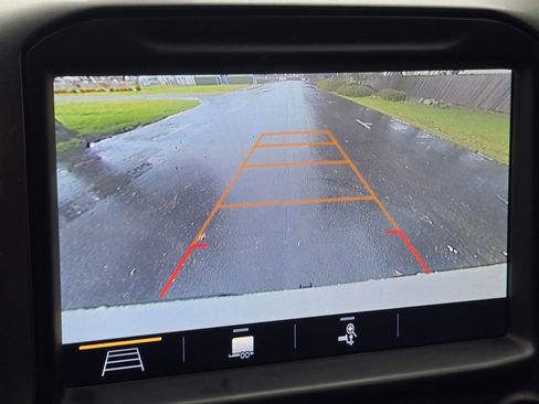 Used 2019 Chevrolet Silverado 1500 LTZ image 38