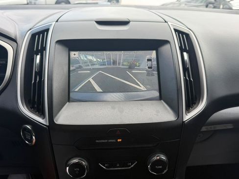 Used 2018 Ford Edge SEL w/ Equipment Group 201A FWD image 19
