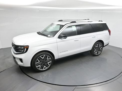 New 2025 Ford Expedition Platinum w/ Platinum Ultimate Package AWD/4WD image 44