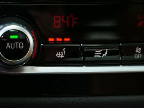 Used 2021 BMW X3 M40i w/ Executive Package image 26