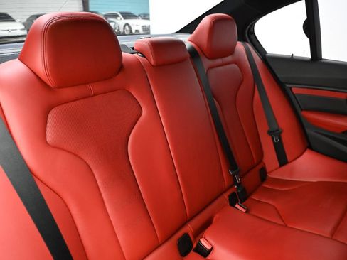 Used 2018 BMW M3 RWD image 38
