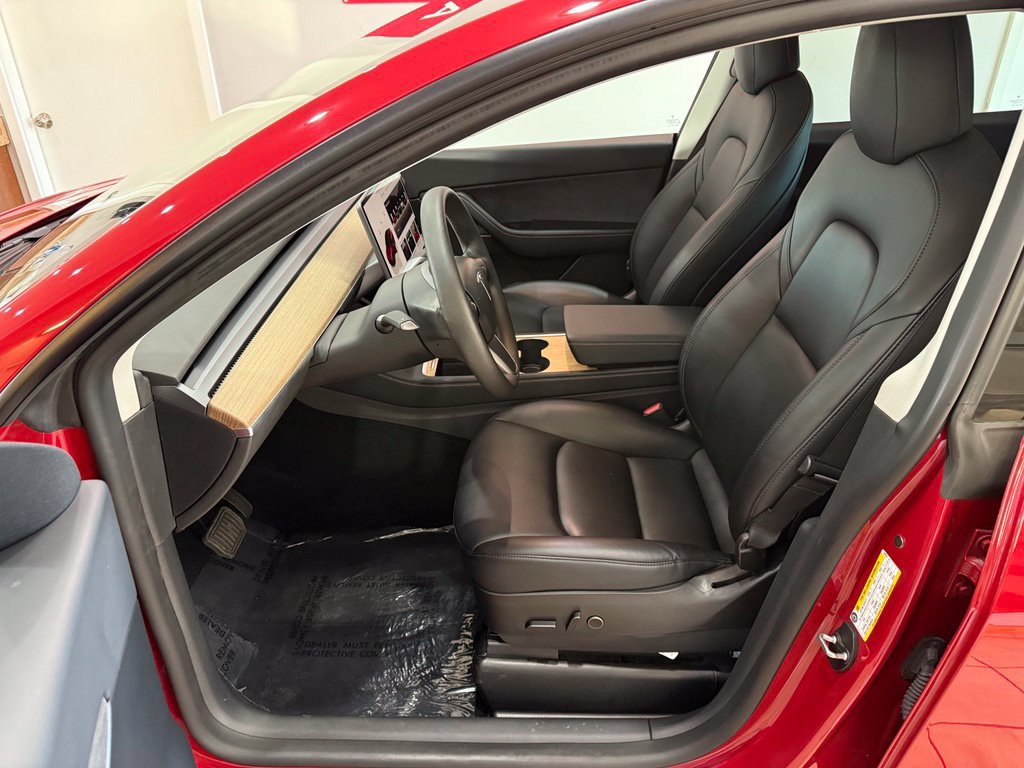 Used 2022 Tesla Model Y Long Range AWD/4WD image 9