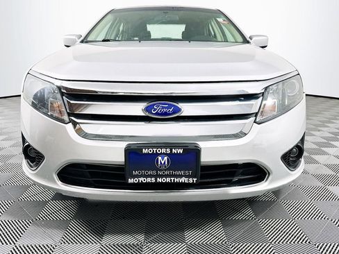 Used 2011 Ford Fusion SE image 4