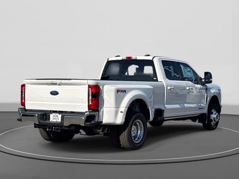 New 2025 Ford F350 Lariat w/ Lariat Ultimate Package image 5