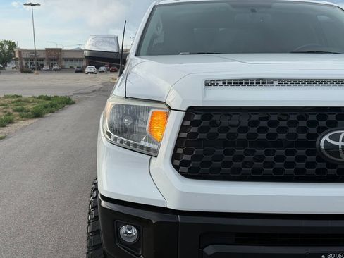 Used 2014 Toyota Tundra Limited w/ TRD Off Road Package AWD/4WD image 6