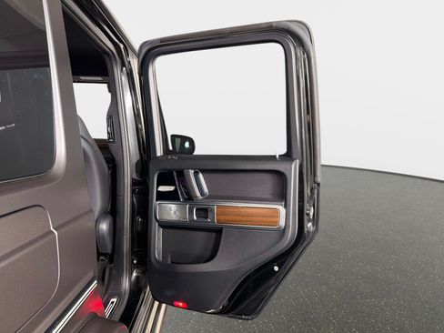 Used 2023 Mercedes-Benz G 550 image 26