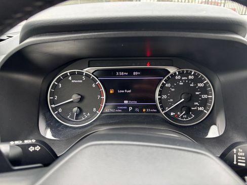 Used 2025 Nissan Rogue SV FWD image 39