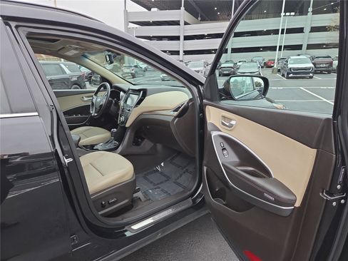 Used 2018 Hyundai Santa Fe Sport w/ Cargo Package image 26