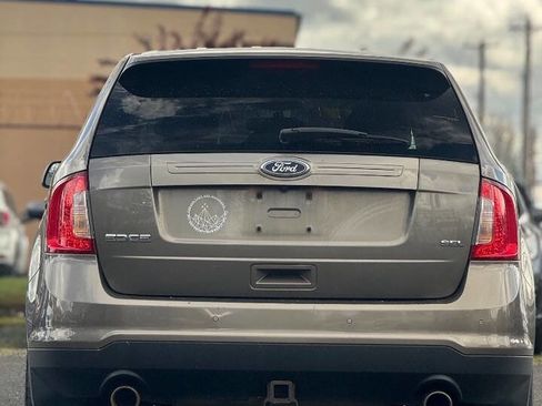 Used 2013 Ford Edge SEL FWD image 15