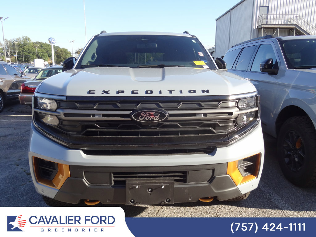 Used 2026 Ford Expedition Tremor AWD/4WD image 3