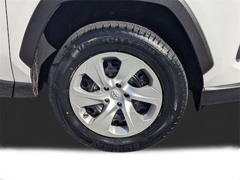 Used 2023 Toyota RAV4 LE image 10