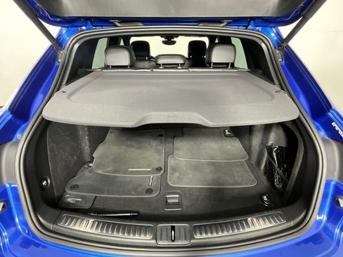Used 2018 Porsche Macan AWD/4WD image 27