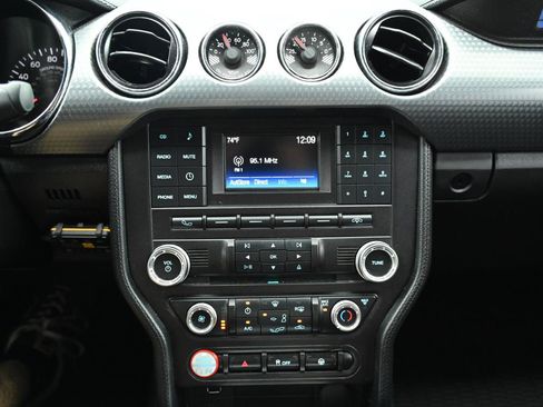 Used 2017 Ford Mustang GT w/ GT Performance Package RWD image 25