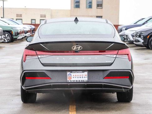 New 2026 Hyundai Elantra Sport image 7