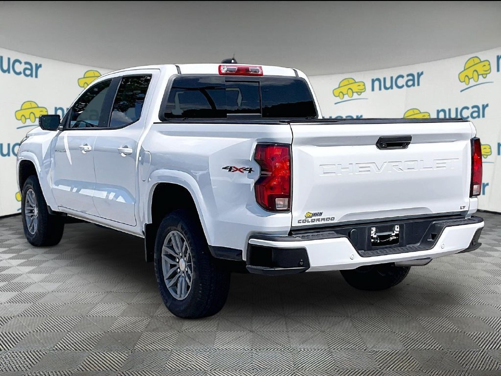 Used 2024 Chevrolet Colorado LT w/ LT Convenience Package AWD/4WD image 4
