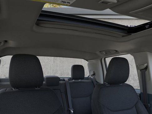 New 2025 Ford Maverick XLT w/ XLT Luxury Package image 14