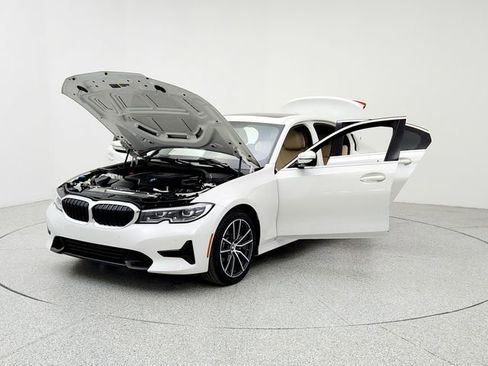 Used 2021 BMW 330i Sedan image 9