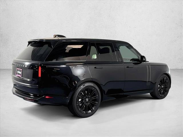 Used 2025 Land Rover Range Rover SE AWD/4WD image 5