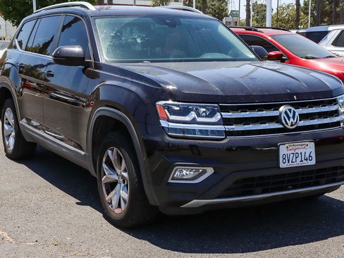 Used 2018 Volkswagen Atlas SEL AWD/4WD image 11