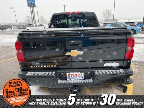 Used 2015 Chevrolet Silverado 2500 High Country w/ Duramax Plus Package image 5