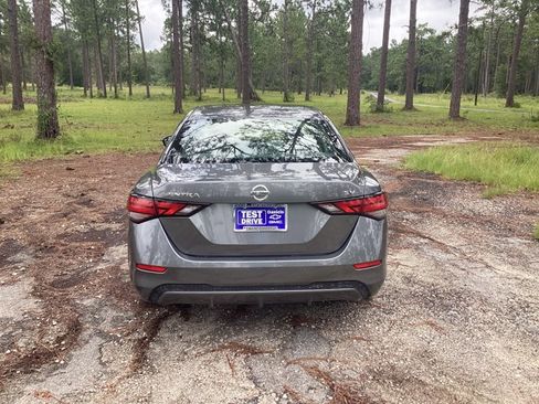 Used 2023 Nissan Sentra SV image 6