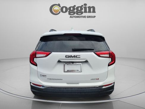 Used 2022 GMC Terrain AT4 w/ Infotainment Package II AWD/4WD image 3