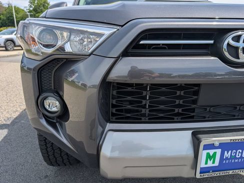 Used 2023 Toyota 4Runner TRD Off-Road Premium AWD/4WD image 10
