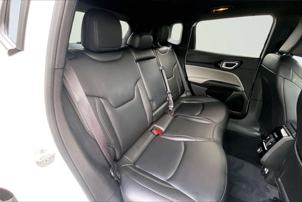 Used 2025 Jeep Compass Limited AWD/4WD image 26