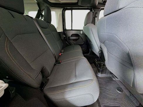 Used 2024 Jeep Wrangler Willys image 22