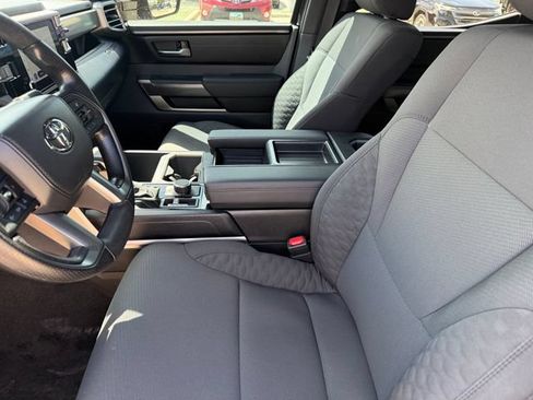Used 2026 Toyota Tundra SR5 w/ SR5 Convenience Package AWD/4WD image 10